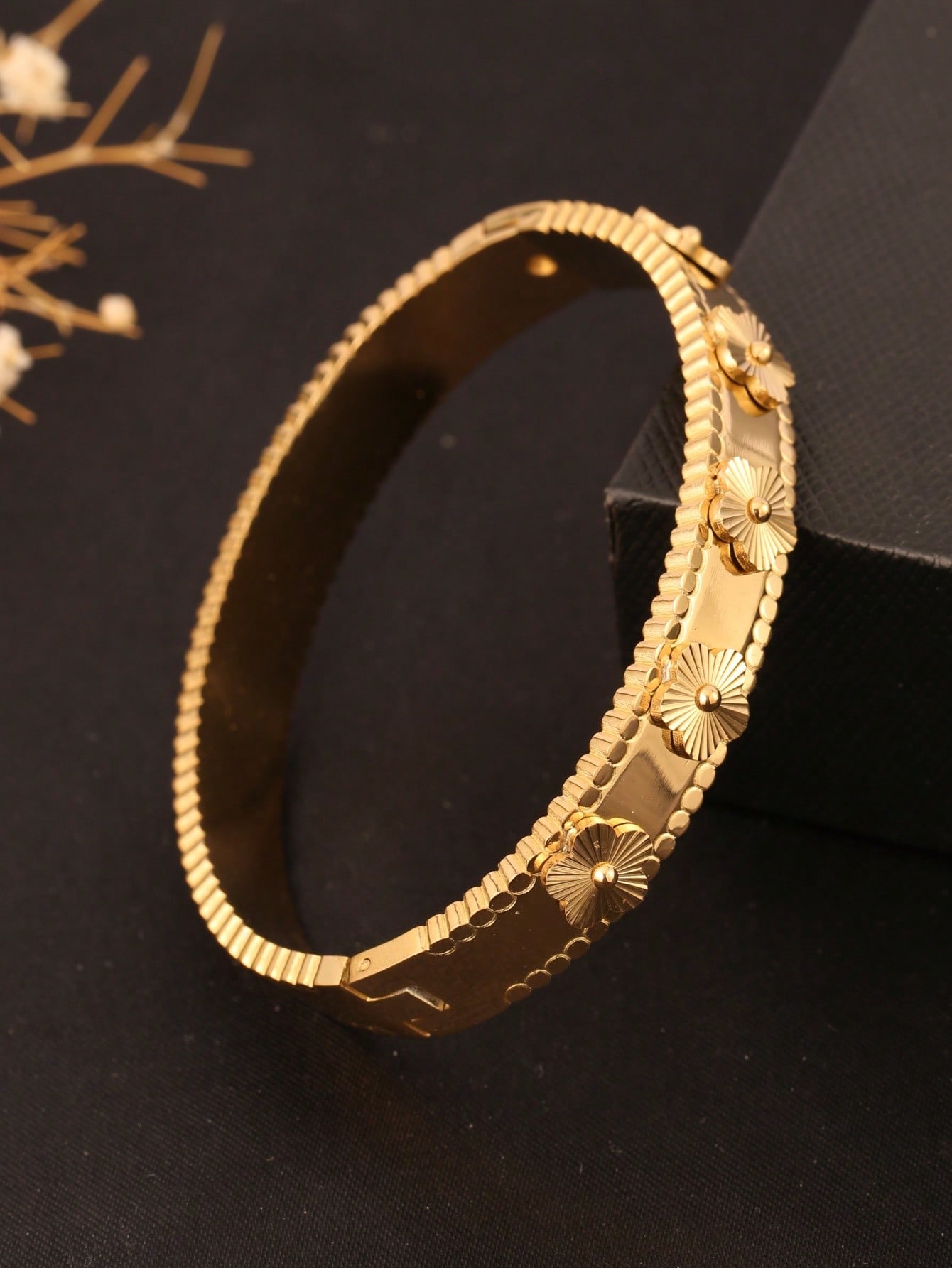 1 Piece of European and Americ - Luxury Lifestyle Niche ulasan dan harga